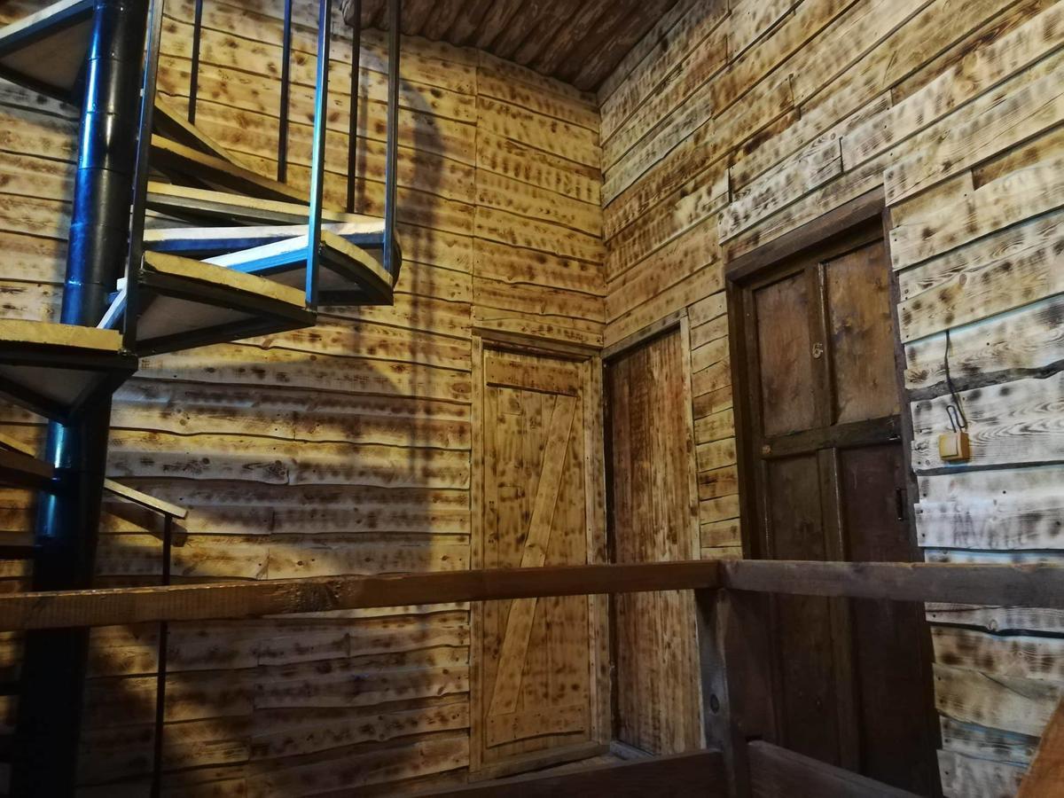 "Front Castle" Hotel Shatili Exterior photo